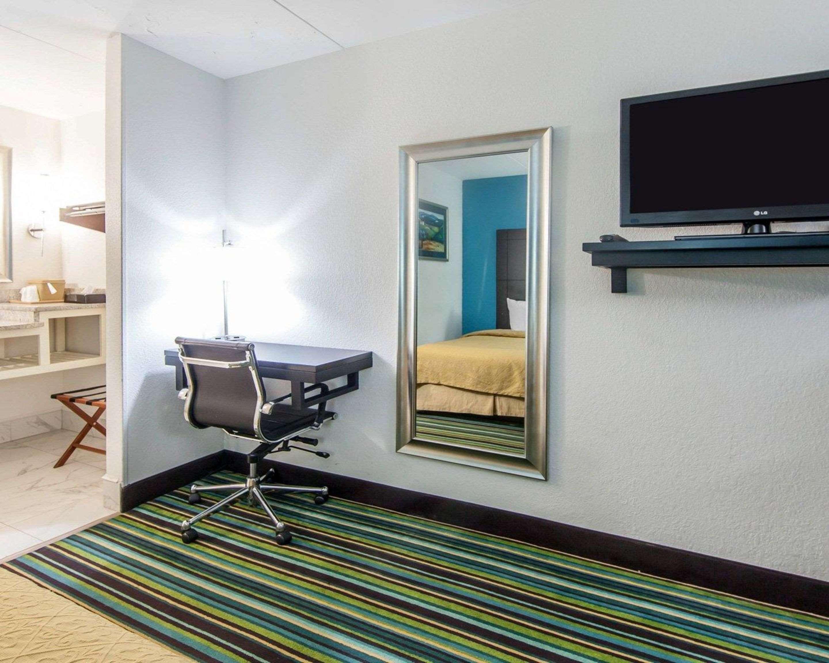 Quality Inn & Suites Jasper Экстерьер фото
