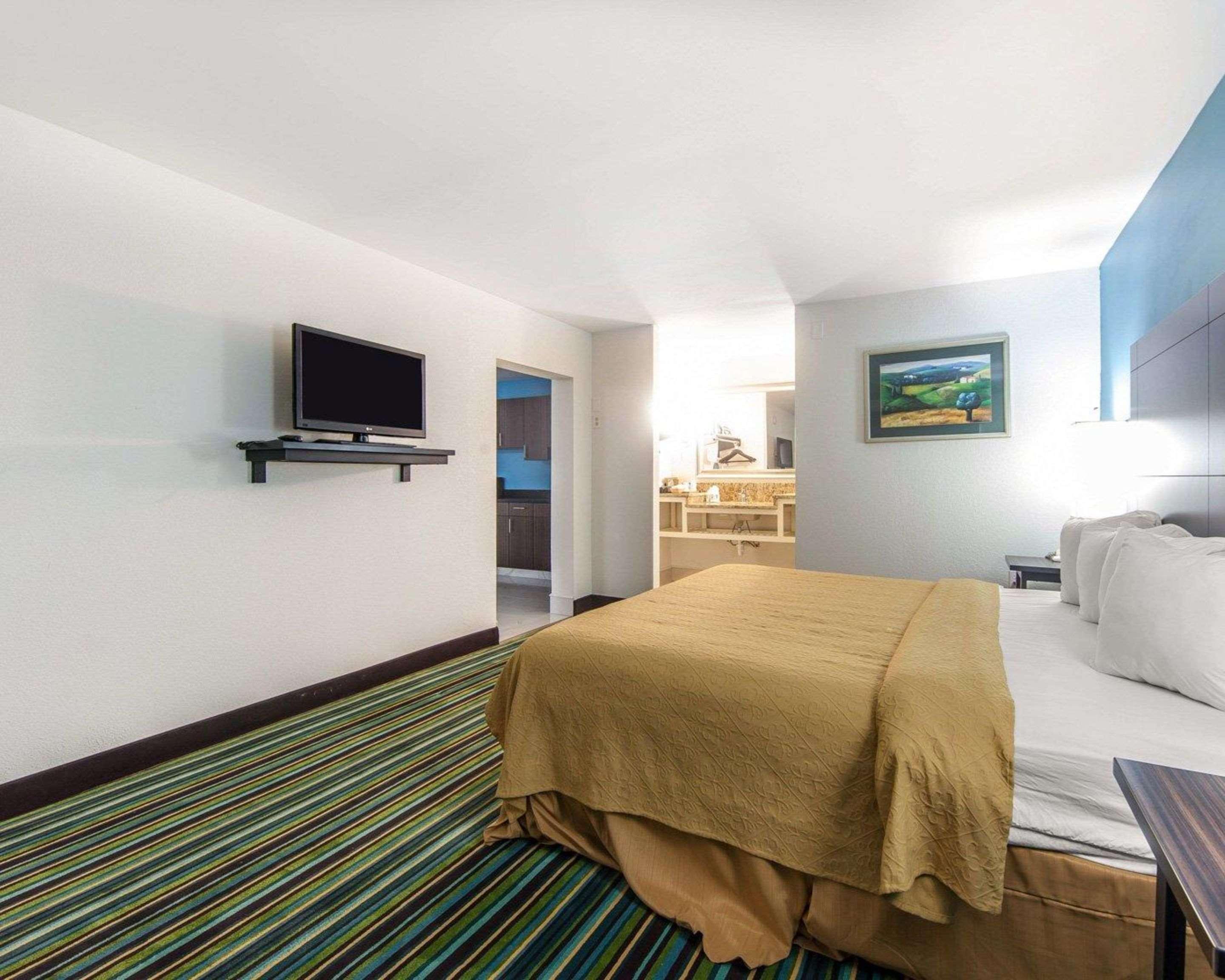 Quality Inn & Suites Jasper Экстерьер фото