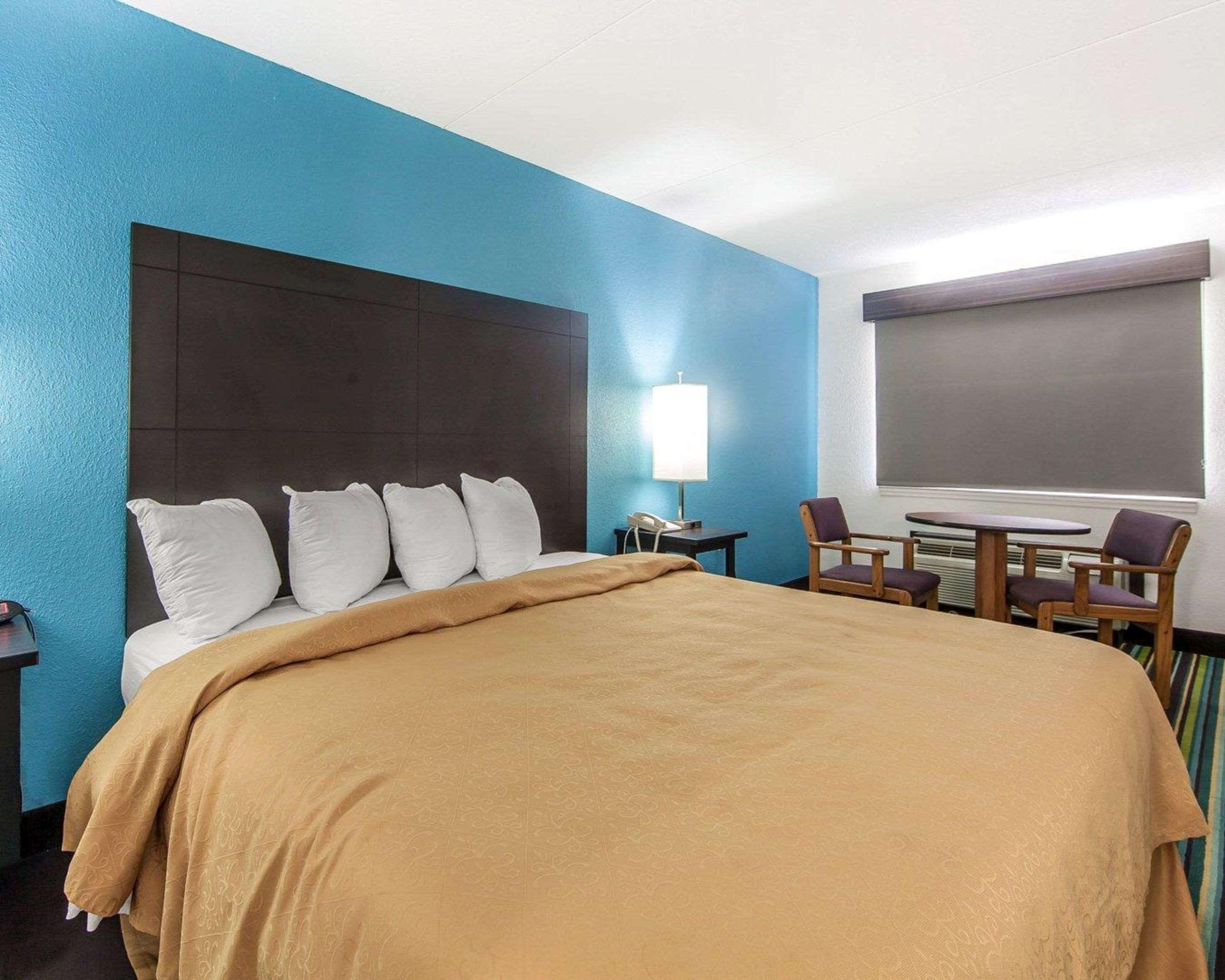 Quality Inn & Suites Jasper Экстерьер фото